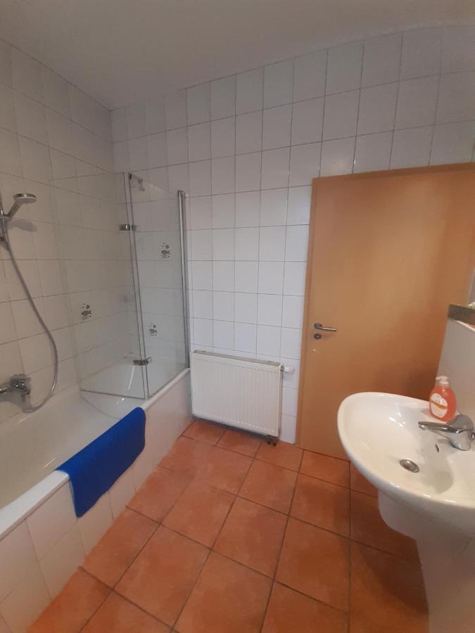 Fe Wo Am Alten Rathaus Andernach Bagian luar foto